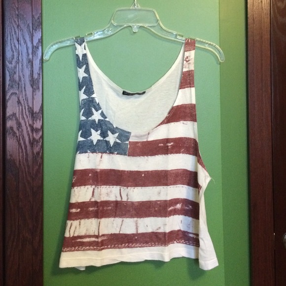 Brandy Melville Tank✌️ - Picture 2 of 3