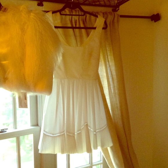 Gorgeous Allison Parris White Party Dress