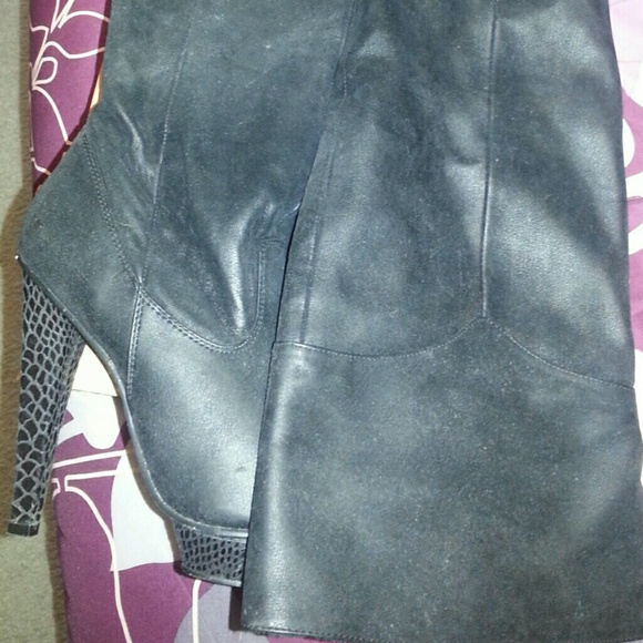 💥REDUCED💥 Steve Madden over the knee