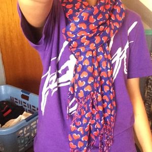 Red and blue heart scarf