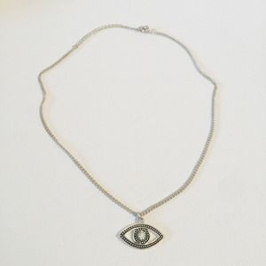 EVIL EYE NECKLACE