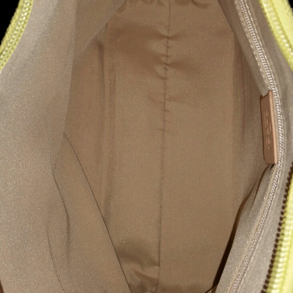 Authentic Gucci Hobo Handbag - Picture 3 of 4