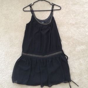 Top/mini dress. Black. Beaded details. Chiffon.