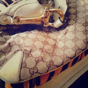 Gucci handbag