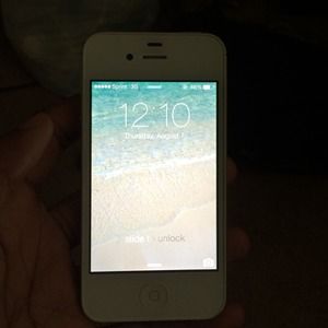 Sprint iPhone 4 8 GB $65 or best offer