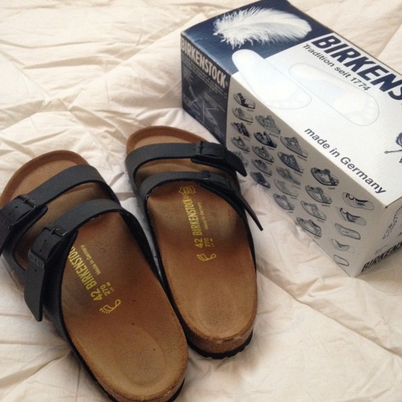 black birkenstock style sandals