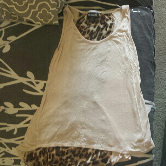 worn it one timand I need to down size my closet.