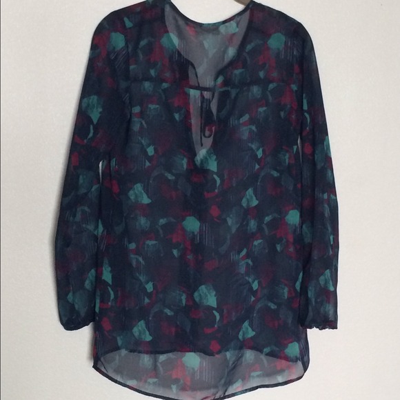 Sheer Print Top - Picture 2 of 3