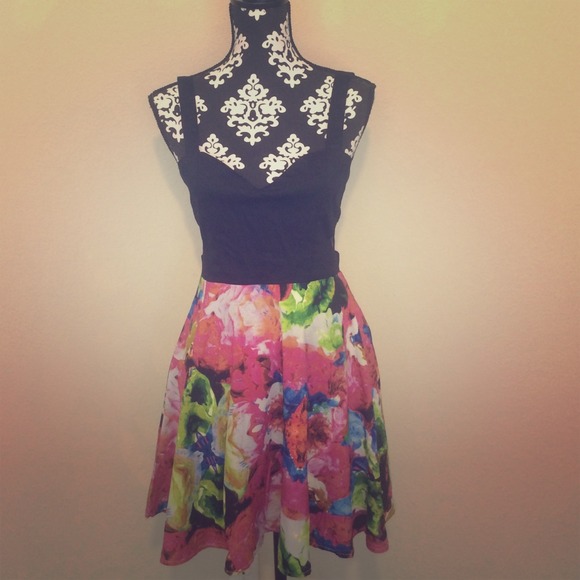 Black & Floral Print Cut Out Dress