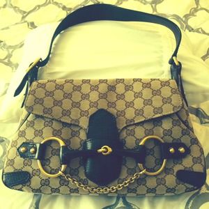 👜🎀 AUTHENTIC Gucci Handbag/Purse 🎀👜