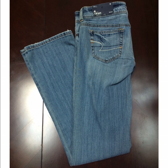 NWT American Eagle Jeans