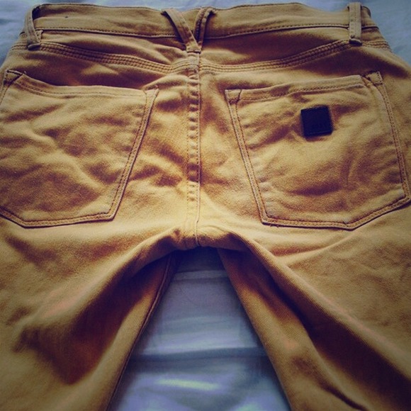Roxy yellow skinny cropped jegging!