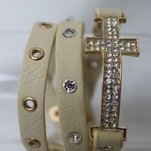 Crystal Cross bracelet beige