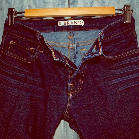 J Brand dark wash skinnies!