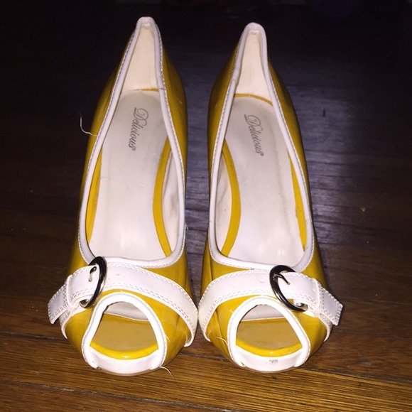 Yellow/White heels more like a mustard yellow