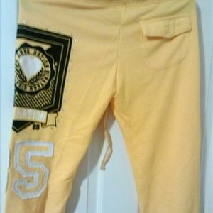 SALE NWOT Thrill sweatpants kapri