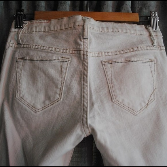 Banana Republic white skinnies! - Picture 2 of 4