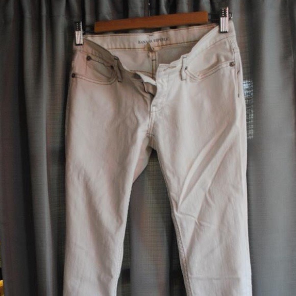 Banana Republic white skinnies! - Picture 3 of 4