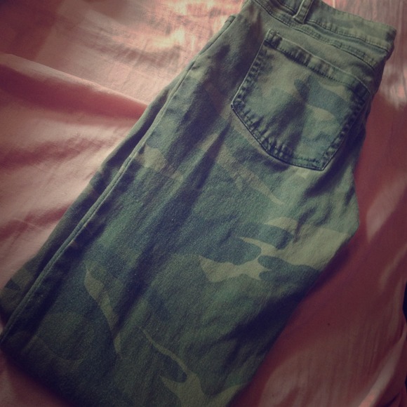 Army jeans. Used only a few times. Good condition