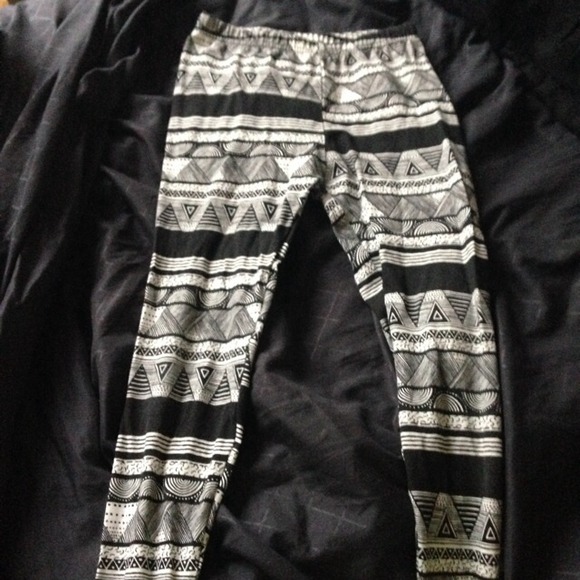 Tribal printed leggings - Picture 1 of 3