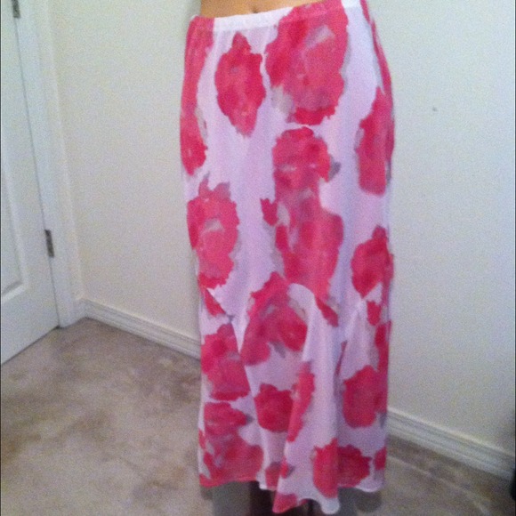 Cato junior elastic waist skirt.  Great colors. - Picture 1 of 2