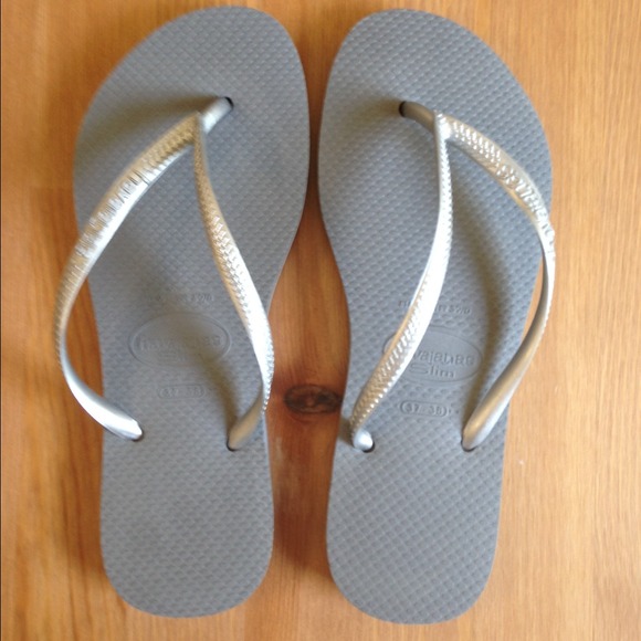 Havaiana sandals in grey/silver