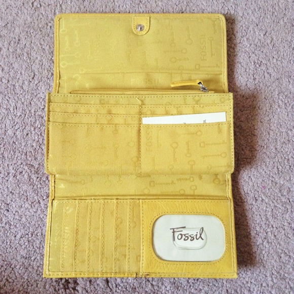Mustard Yellow Wallet - Picture 3 of 3