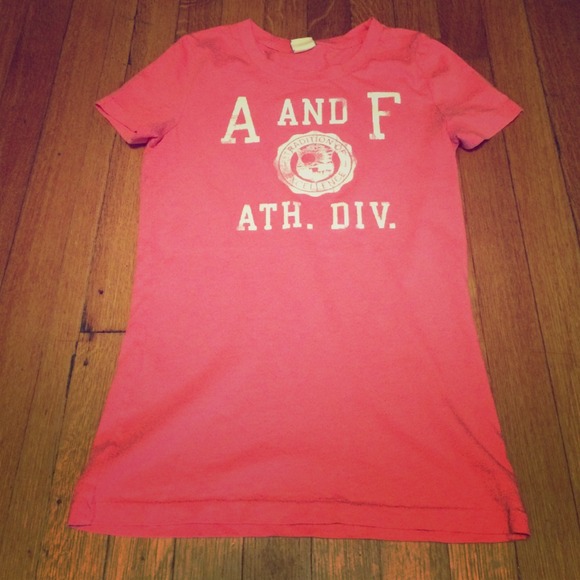 A & F Tshirt
