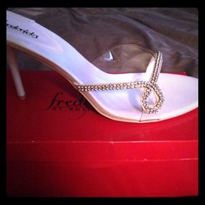 😻Kitten Heels!! Raaaaaawr.