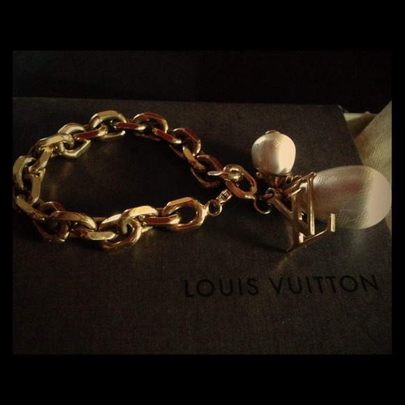 Louis Vuitton Damier Perle Bracelet