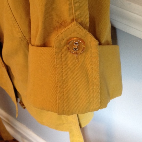 Light Jacket - Picture 4 of 4