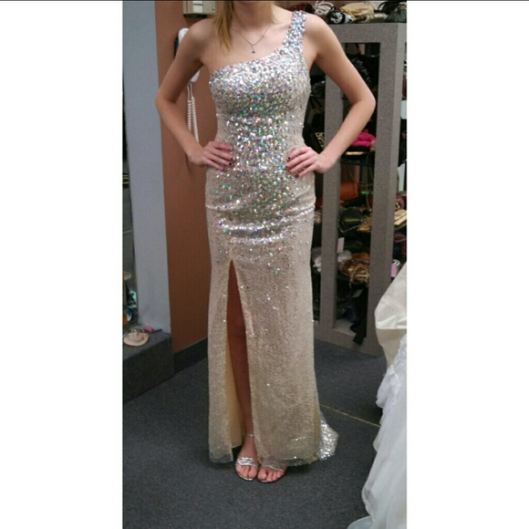 A Maggie Sottero Flirt Prom Dress