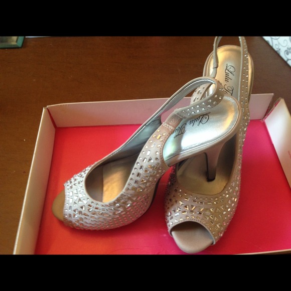 Lulu Townsend sling backs