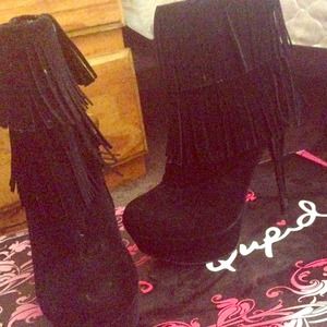 Black heels