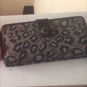 Coach wallet good condition