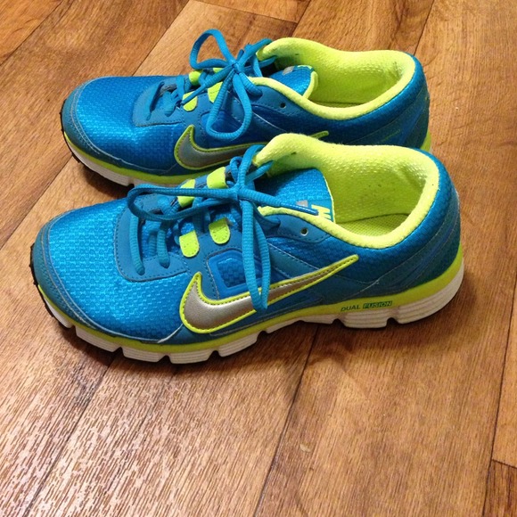 Nike Dual Fusion