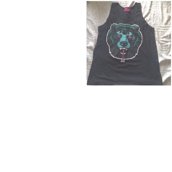 Mishka shirt 👍