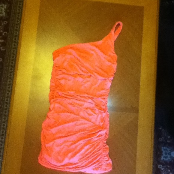 One shoulder pencil dress - Picture 2 of 2