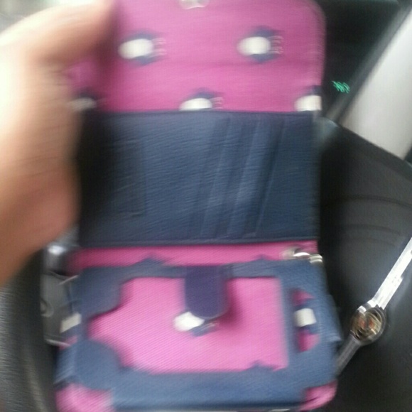 Sloane Ranger - Picture 2 of 2