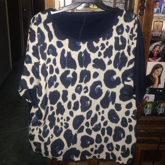 Kardashian shirt. Size XL. Less than a year old.