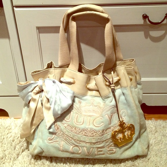 Authentic Juicy Couture Baby Blue Daydreamer Purse