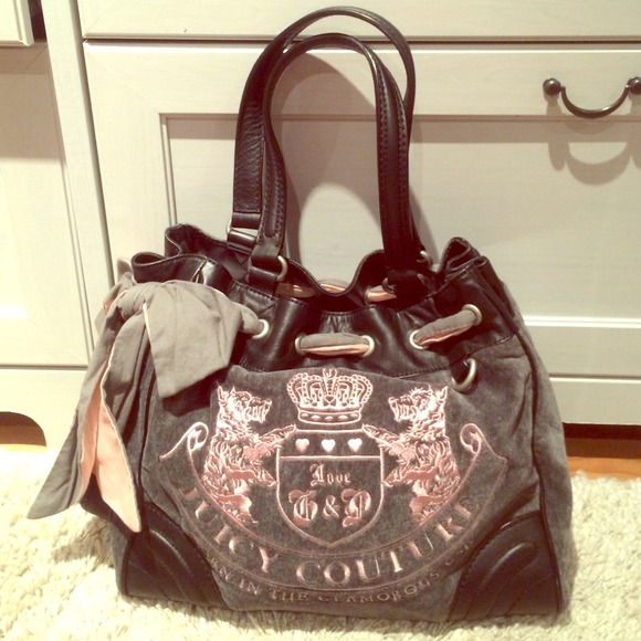 AUTHENTIC Juicy Couture Scottie Daydreamer Bag