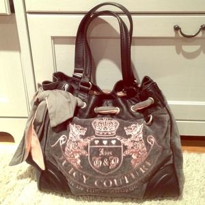 AUTHENTIC Juicy Couture Scottie Daydreamer Bag
