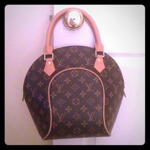 Pretty handbag !!!!!