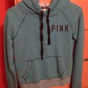 VS pink pullover
