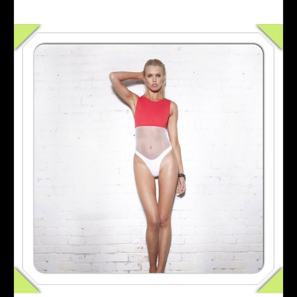 Minimale animale Bo Derek !!! - Picture 3 of 3