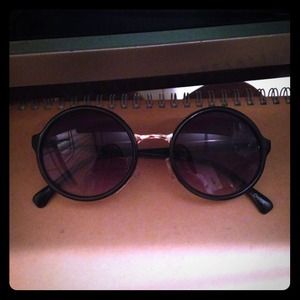 Circle sunglasses