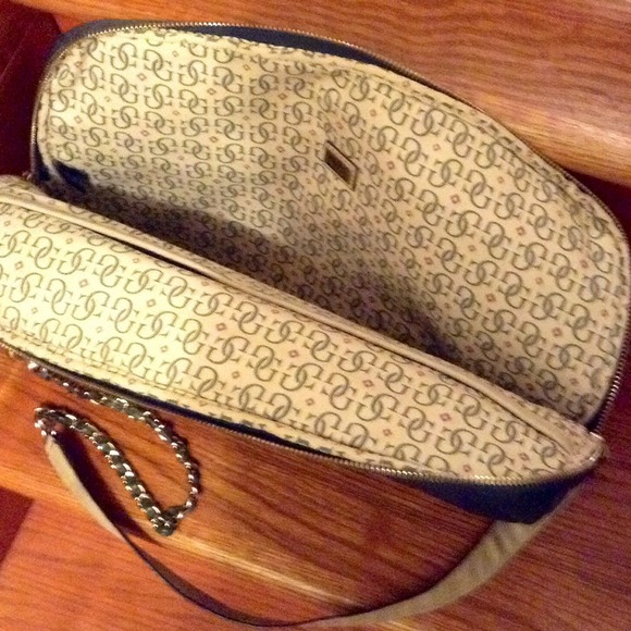 laptop bag women's guess