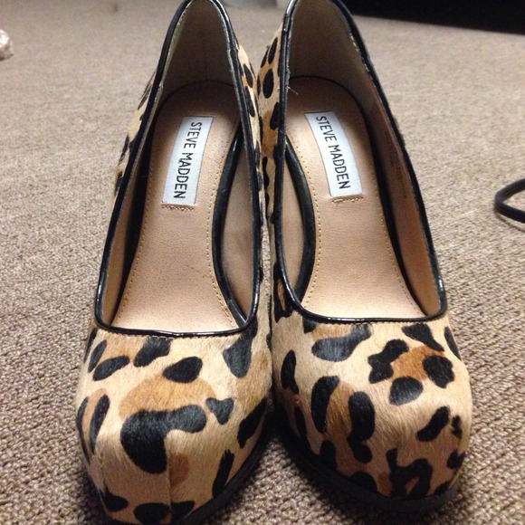 *HOLD*Steve Madden Cheetah Heels