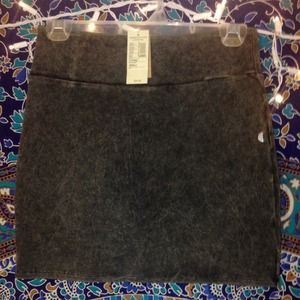 BRAND NEW American Eagle bodycon skirt